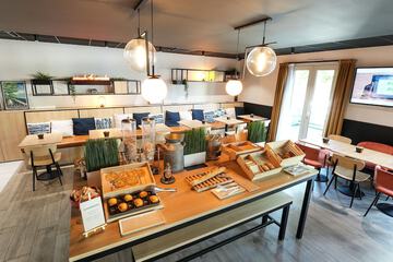 Breakfast area