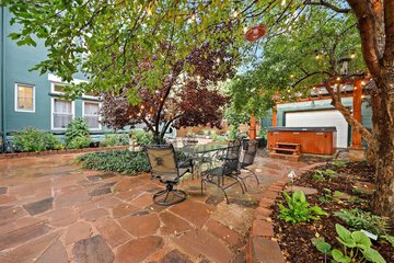 Hotel Exterior 73 of 75