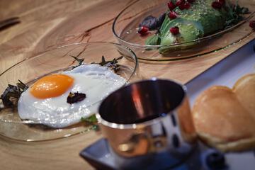 Breakfast meal