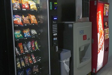 Vending machine