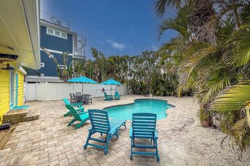 Private pool