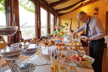 Breakfast buffet