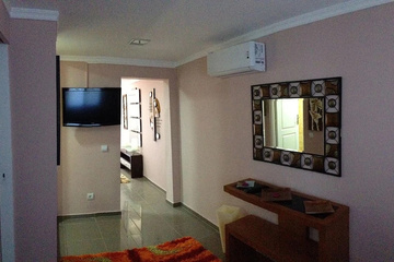 hotel_rooms