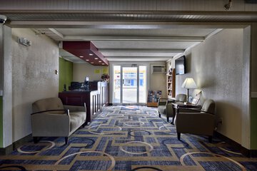 Hotel Interior 3 of 32