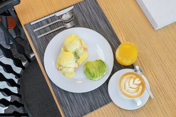 Breakfast meal