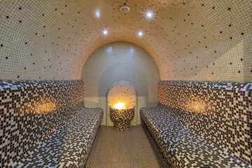 Steam room