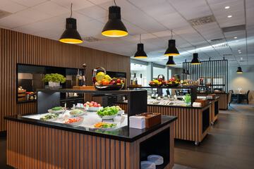 Breakfast buffet