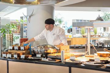 Breakfast buffet