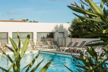 Sundeck