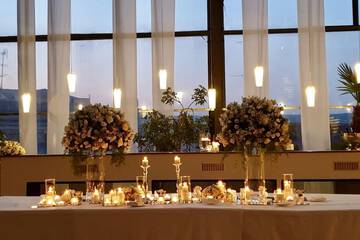 Banquet hall