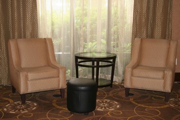 Check-in/check-out kiosk