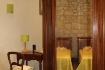 guest_rooms