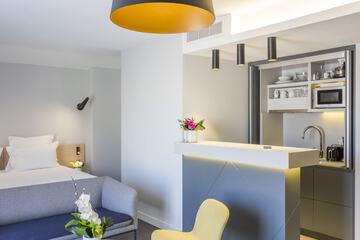 Private kitchenette