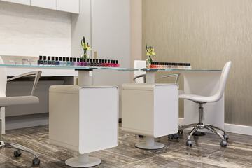 Nail salon