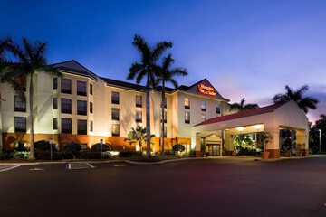 Hampton Inn & Suites Fort Myers Beach / Sanibel Gateway