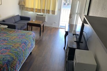 Room 49 of 71