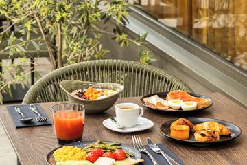 Breakfast meal