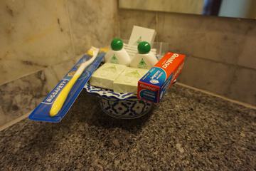 Bathroom amenities