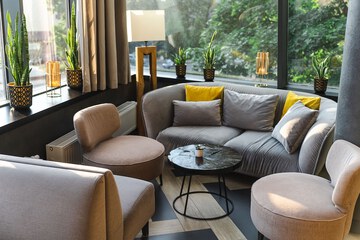 Lobby lounge