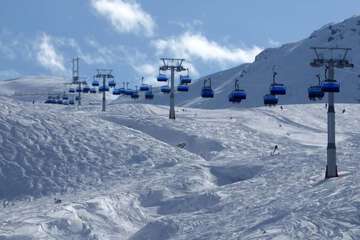 Snow and ski sports