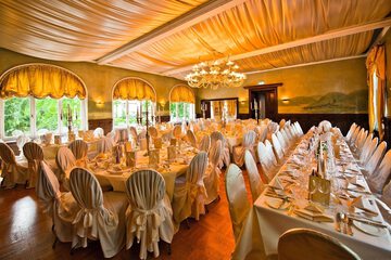 Indoor wedding