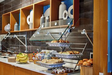 Breakfast/Coffee Service 27 of 31