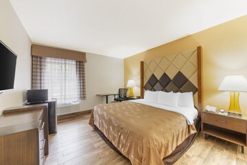 Room 40 of 81