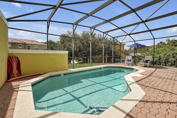 Private pool