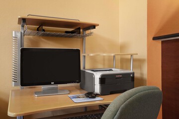 Business Center 19 of 19