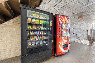 Vending machine