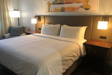 Crowne Plaza Chicago-Northbrook by IHG