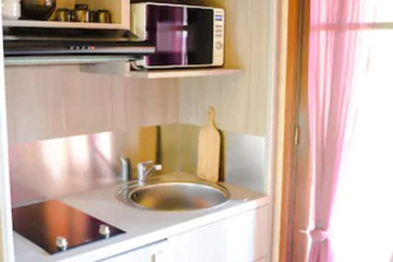 Private kitchenette