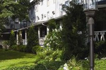 The Riverside Inn