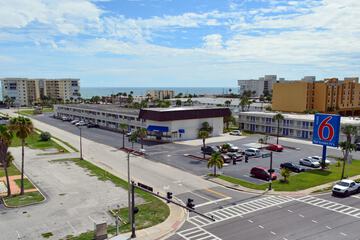 Terrace/Patio 41 of 43