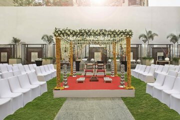 Indoor wedding