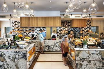 Breakfast buffet