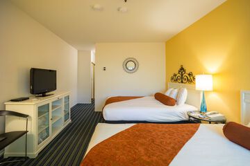 Room 32 of 49