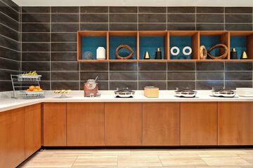 Breakfast/Coffee Service 35 of 40