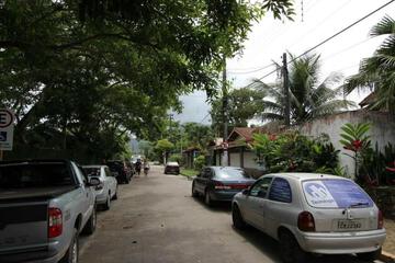 Photo 33