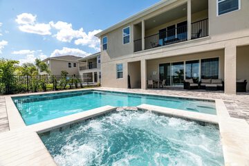 Private pool