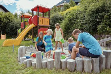 Children's play area - outdoor