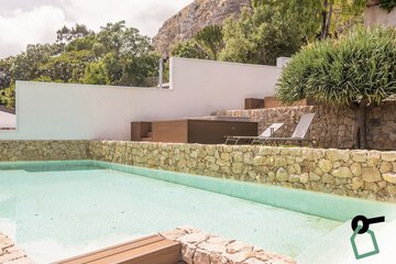 Rooftop pool