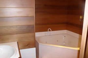 Jetted Tub