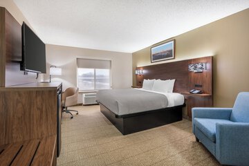 Quality Inn & Suites Rockport - Owensboro North (GOLD AWARD WINNER)