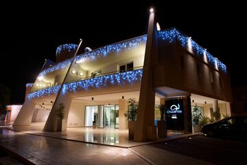 Front of property - evening/night