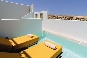 Private pool