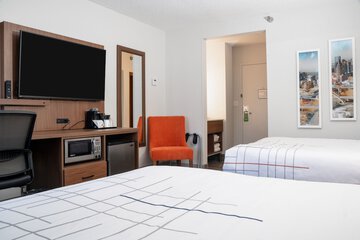 Room 18 of 53
