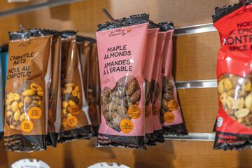 Snack bar
