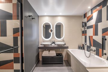 Bathroom shower