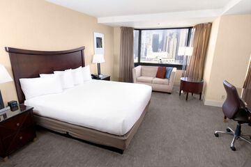 Room 53 of 176